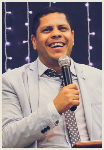 Pastor André Matias no Renascer Instituto Teológico Pastor André Matias no Renascer Instituto Teológico